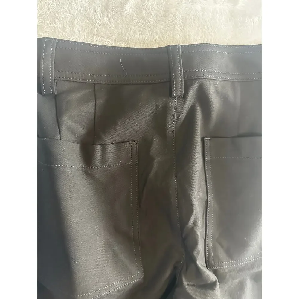 Banana Republic Petite Tapered Cargo Pants – Black – Size 0